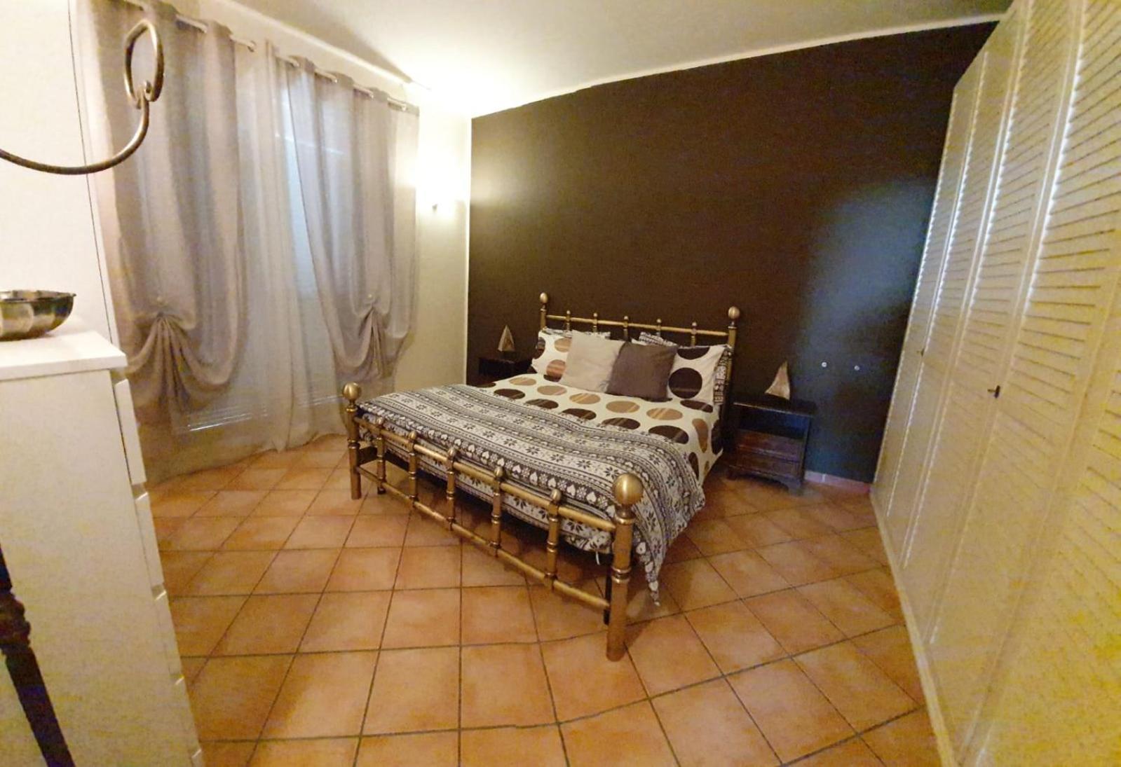 Rose'S Garden - Zona Tranquilla - Vicino Torino Appartement Pino Torinese Buitenkant foto