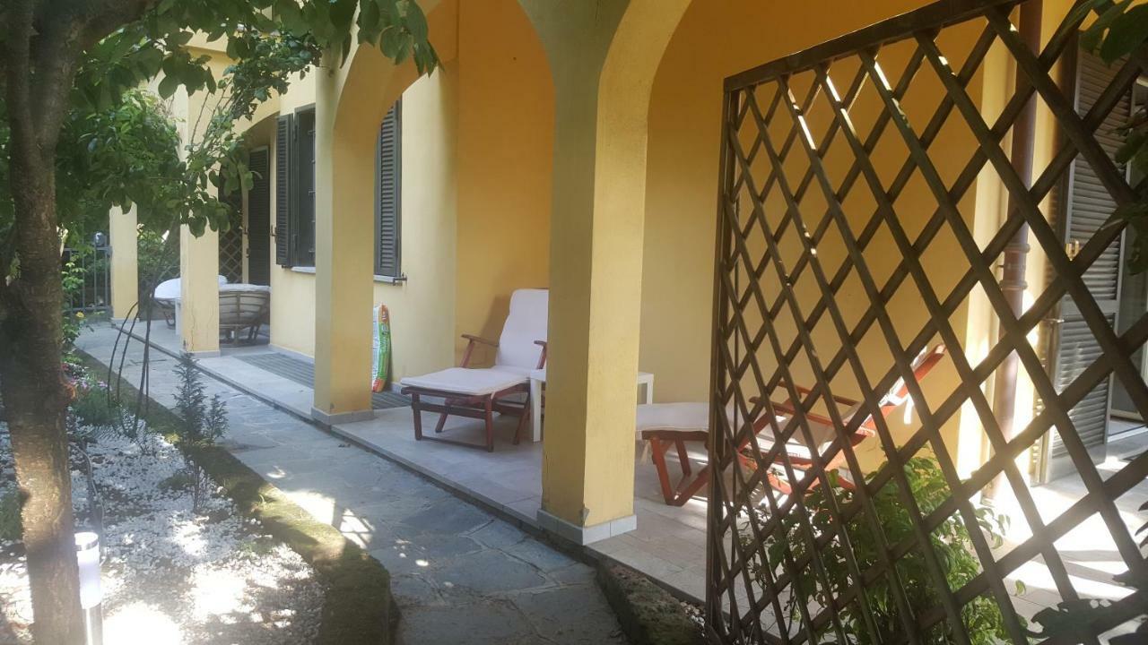 Rose'S Garden - Zona Tranquilla - Vicino Torino Appartement Pino Torinese Buitenkant foto