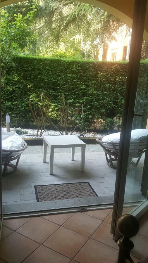 Rose'S Garden - Zona Tranquilla - Vicino Torino Appartement Pino Torinese Buitenkant foto