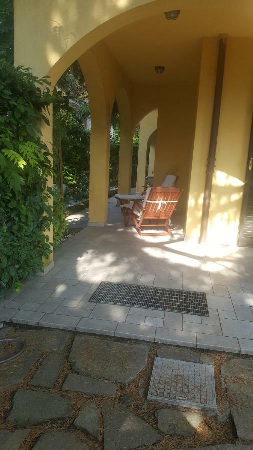 Rose'S Garden - Zona Tranquilla - Vicino Torino Appartement Pino Torinese Buitenkant foto