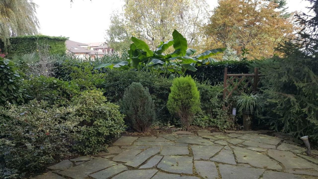 Rose'S Garden - Zona Tranquilla - Vicino Torino Appartement Pino Torinese Buitenkant foto