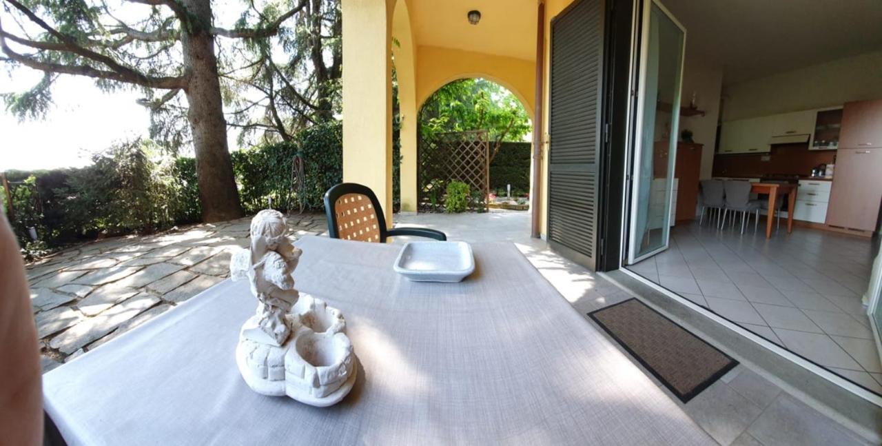 Rose'S Garden - Zona Tranquilla - Vicino Torino Appartement Pino Torinese Buitenkant foto