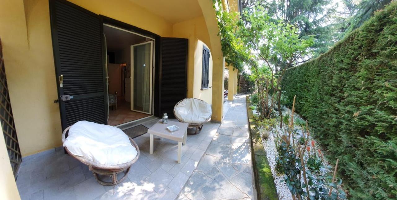 Rose'S Garden - Zona Tranquilla - Vicino Torino Appartement Pino Torinese Buitenkant foto